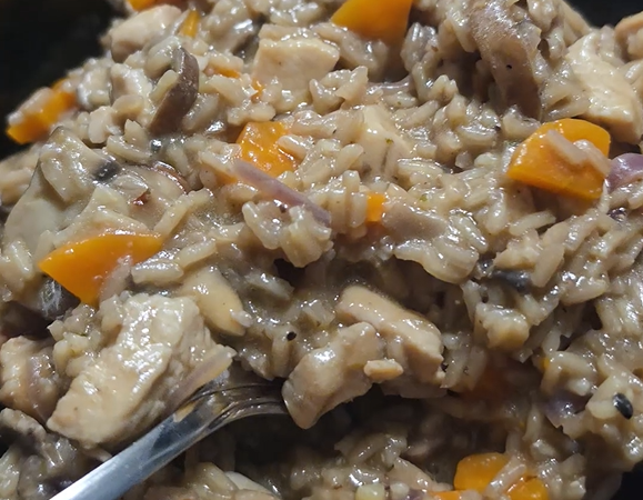 Creamy Red Wine Chicken Risotto with Vegetables